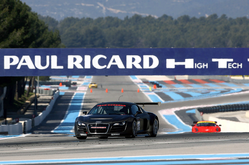 Illustration for article titled 2009 FIA GT Racers Trot Out For Spring Testing In France